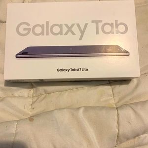 Samsung Galaxy tab A7 Lite with one month of data with Metropcs.